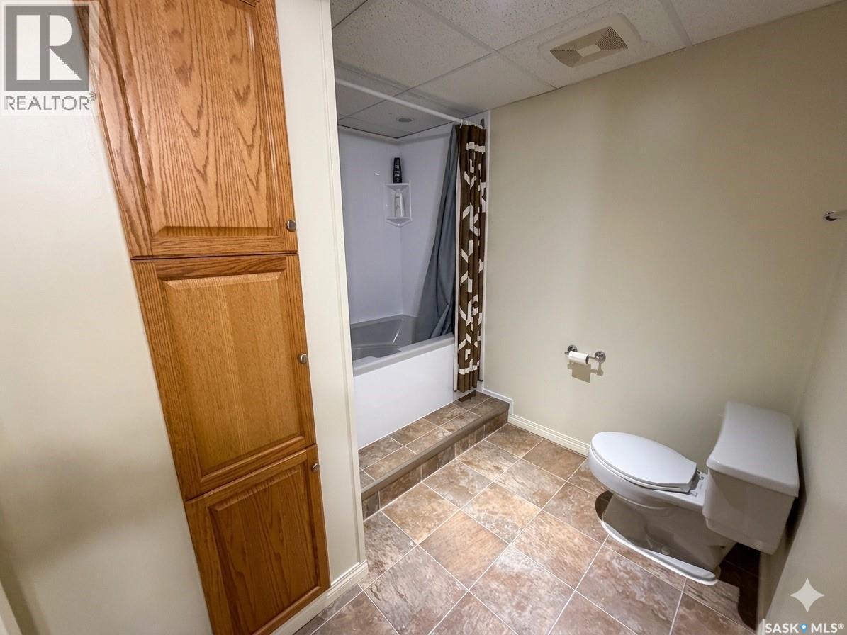 1058 Middleton Crescent, Regina, Saskatchewan  S4N 7B5 - Photo 41 - SK032883