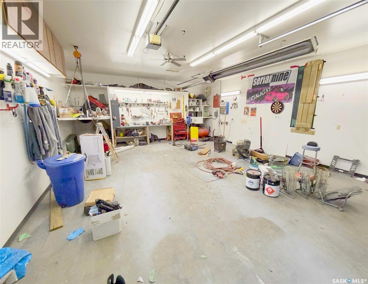 1058 Middleton Crescent, Regina, Saskatchewan  S4N 7B5 - Photo 9 - SK032883