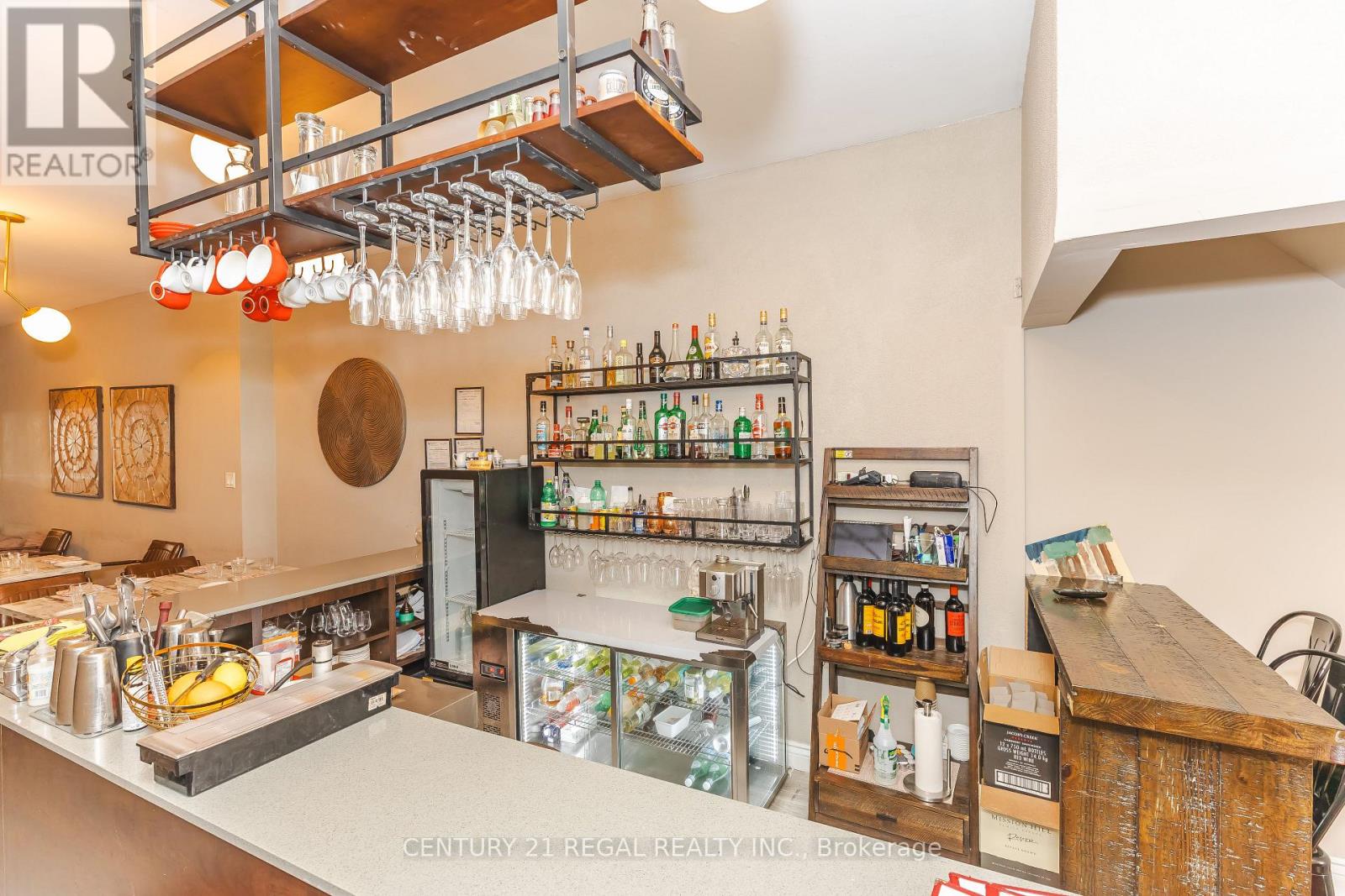 1183 Dundas Street W, Toronto, Ontario M6J 1X3 - Photo 8 - C12742650