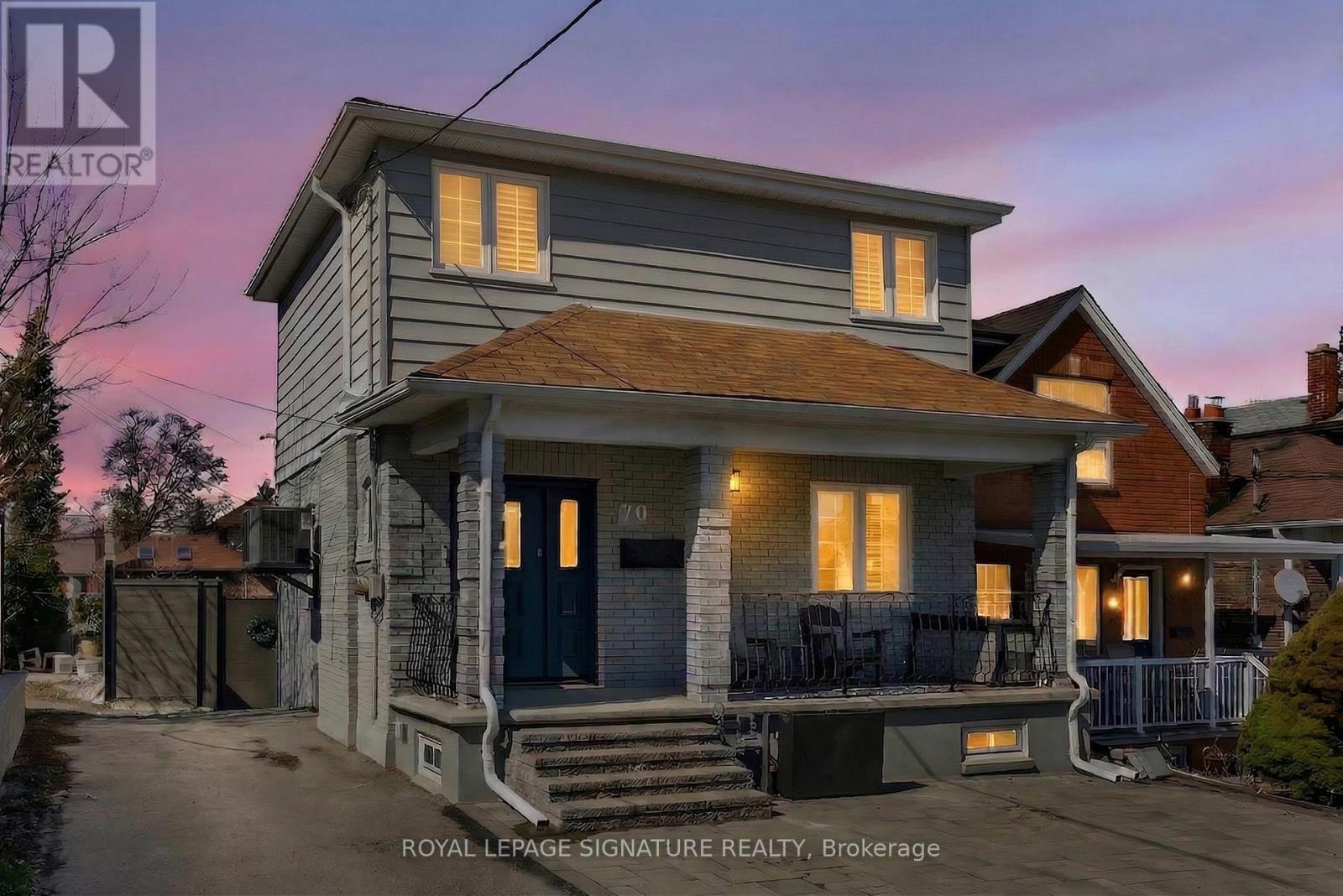 70 CLOVELLY AVENUE, Toronto, Ontario