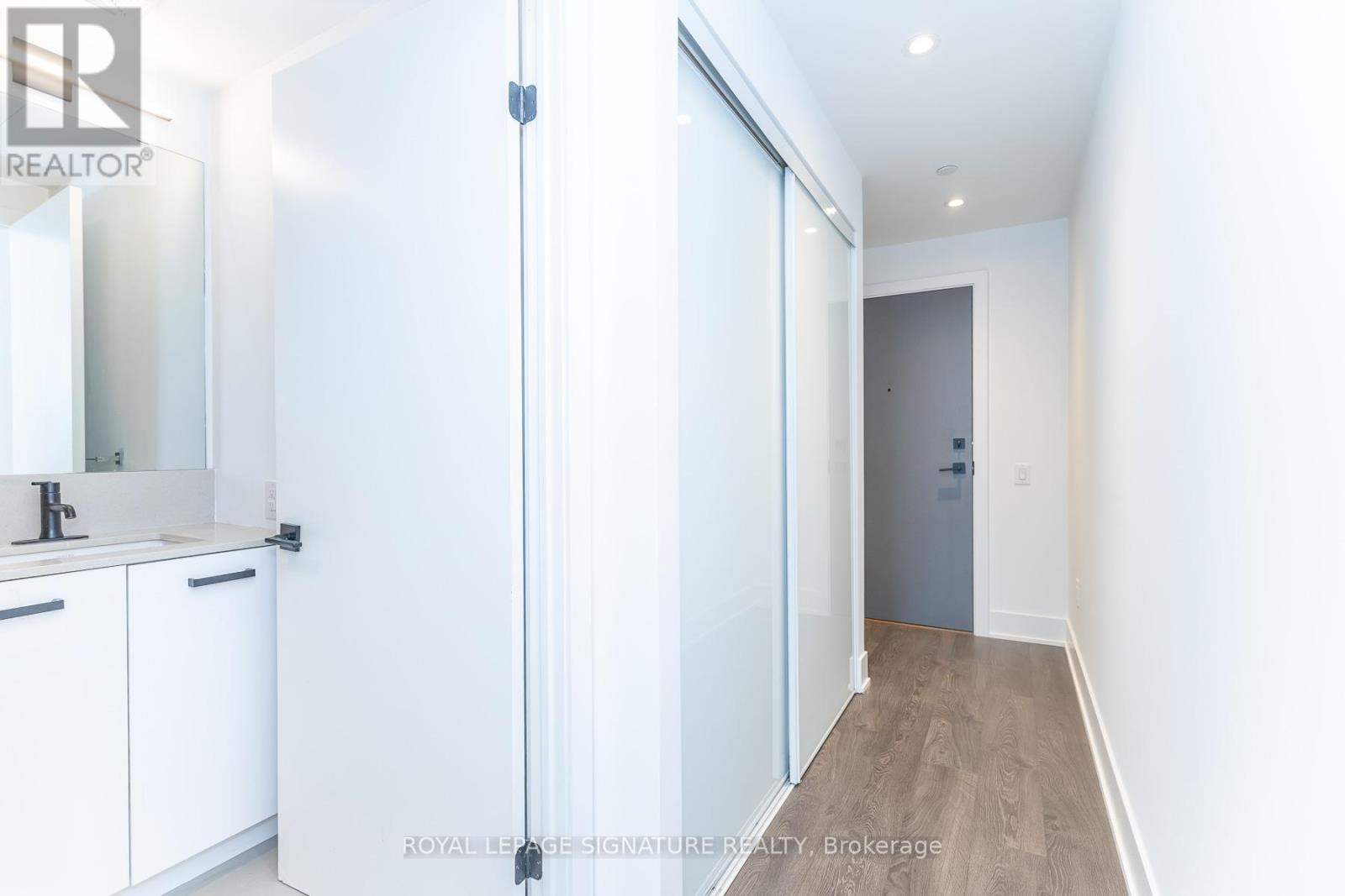 204 - 1888 Queen Street E, Toronto, Ontario  M4L 1H4 - Photo 11 - E12875802