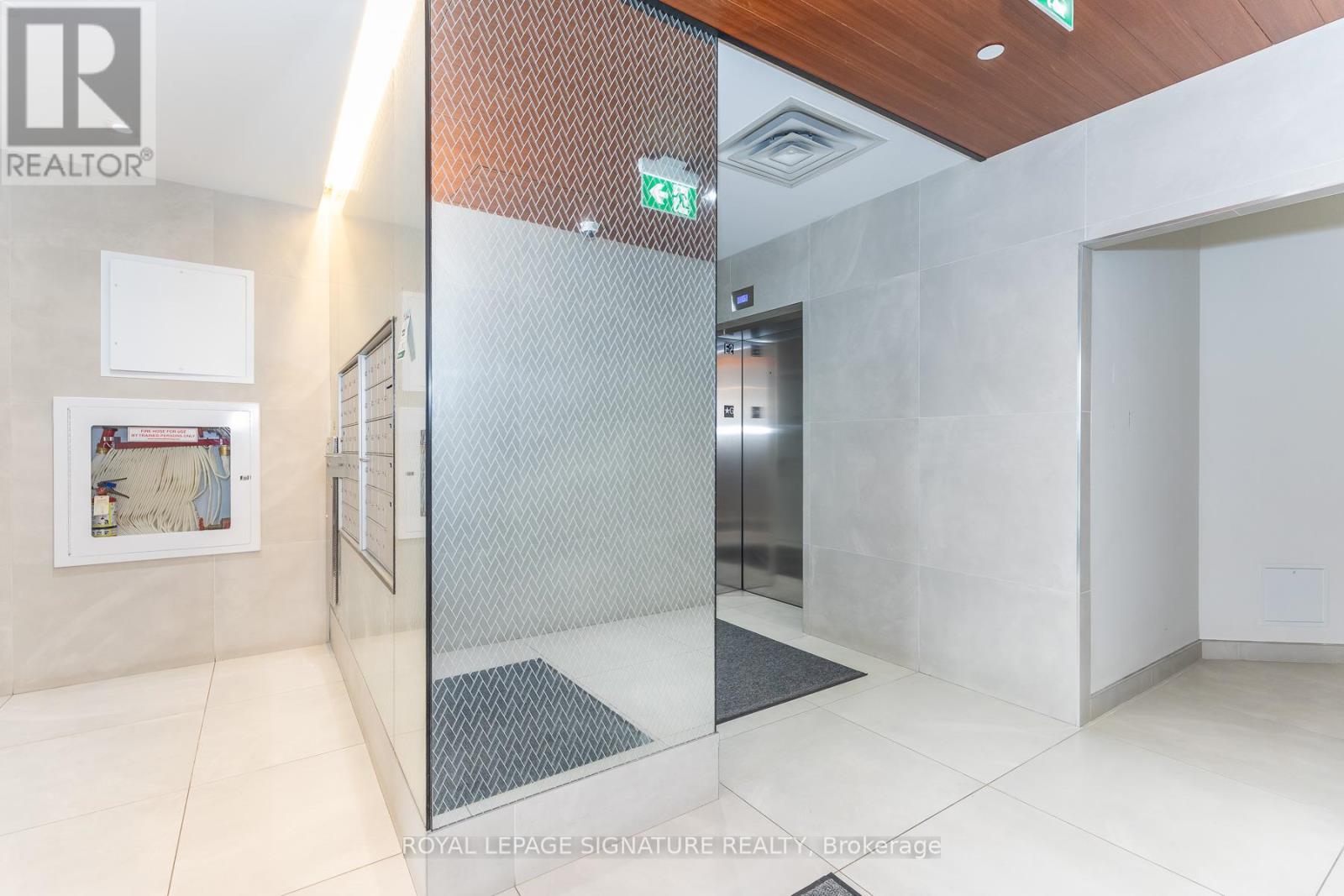 204 - 1888 Queen Street E, Toronto, Ontario  M4L 1H4 - Photo 8 - E12875802