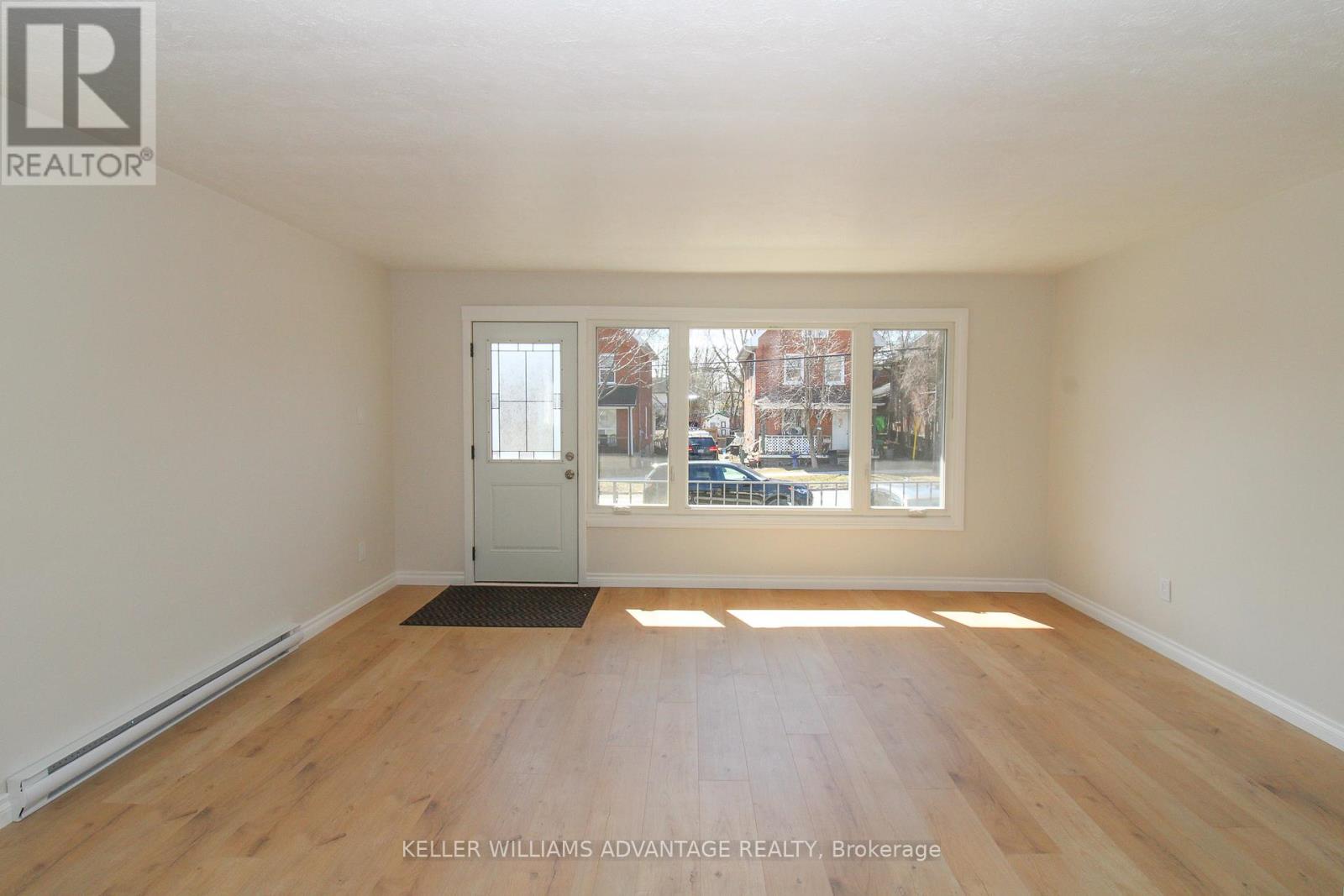 Main - 506 Sherbrooke Street, Peterborough, Ontario  K9J 2P3 - Photo 3 - X13006100