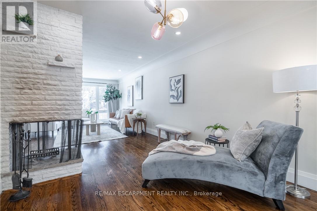 7 Glenmorris Drive, Hamilton, Ontario  L9H 1S5 - Photo 12 - X13006112