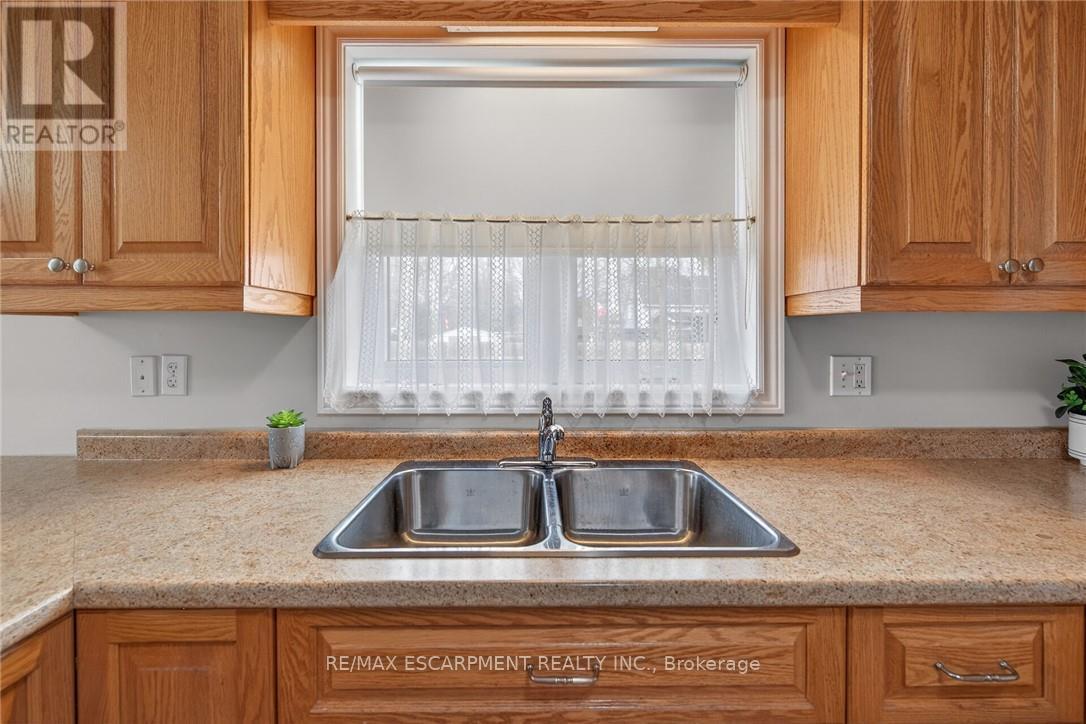 536 Alder Street E, Haldimand, Ontario  N1A 1E6 - Photo 15 - X13006234