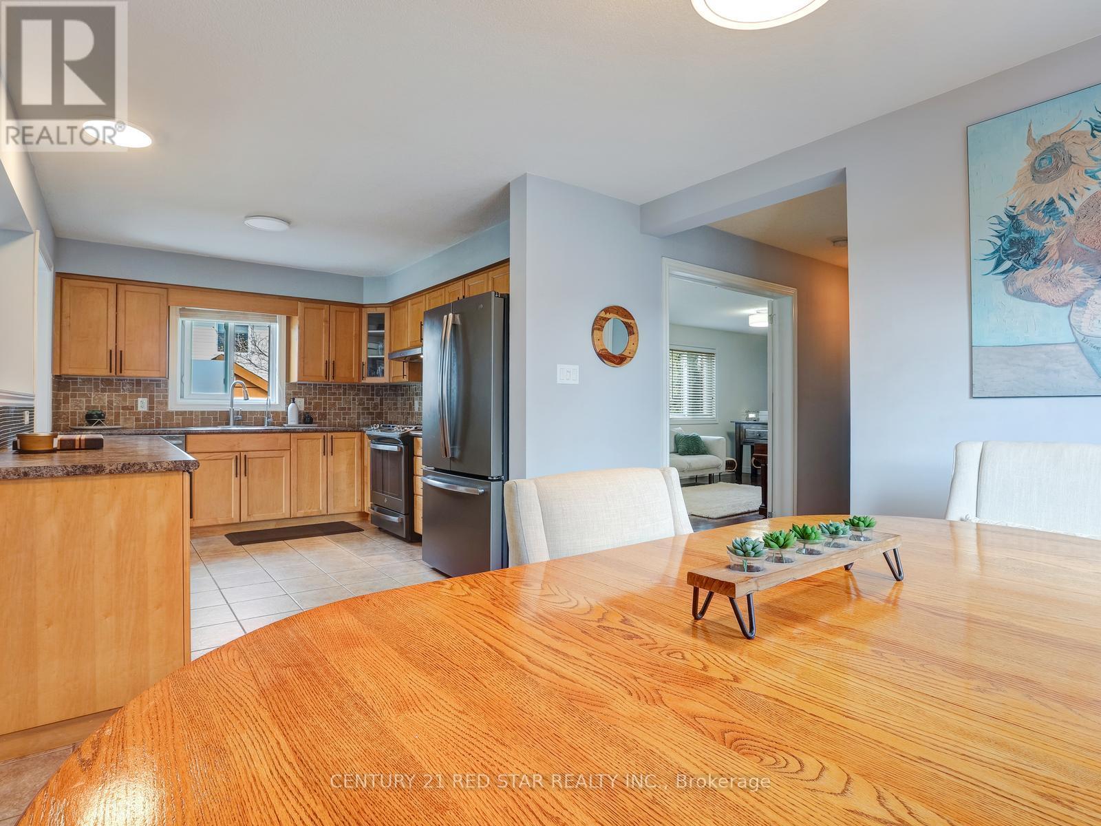 631 Doon South Drive, Kitchener, Ontario  N2P 2X5 - Photo 14 - X13006276