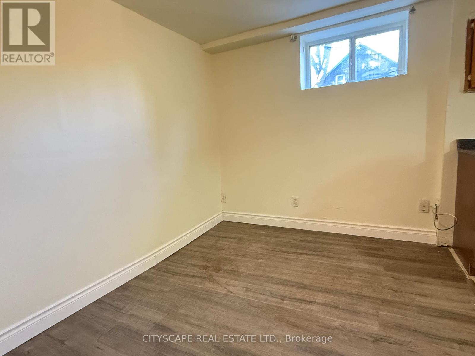 B - 61 Eby Street S, Kitchener, Ontario  N2G 3K9 - Photo 21 - X13006288