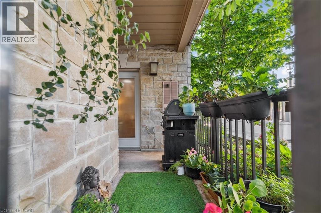 70 Stewart Street Unit# 102, Oakville, Ontario  L6K 1X5 - Photo 2 - 40821342