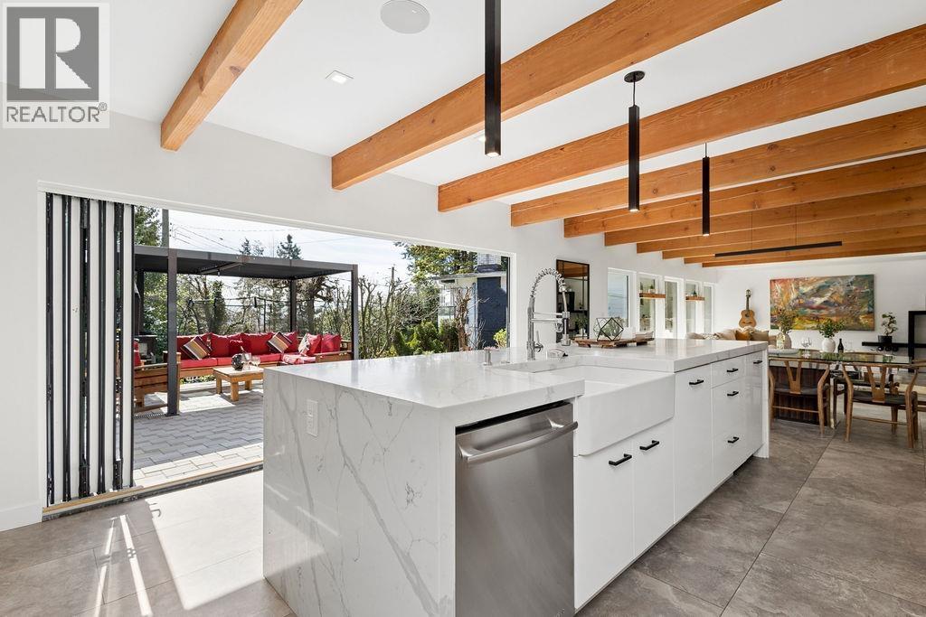 589 St Giles Road, West Vancouver, British Columbia  V7S 1L7 - Photo 11 - R3111357