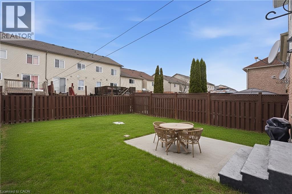 67 Bridlewreath Street, Kitchener, Ontario  N2E 3V5 - Photo 39 - 40806700