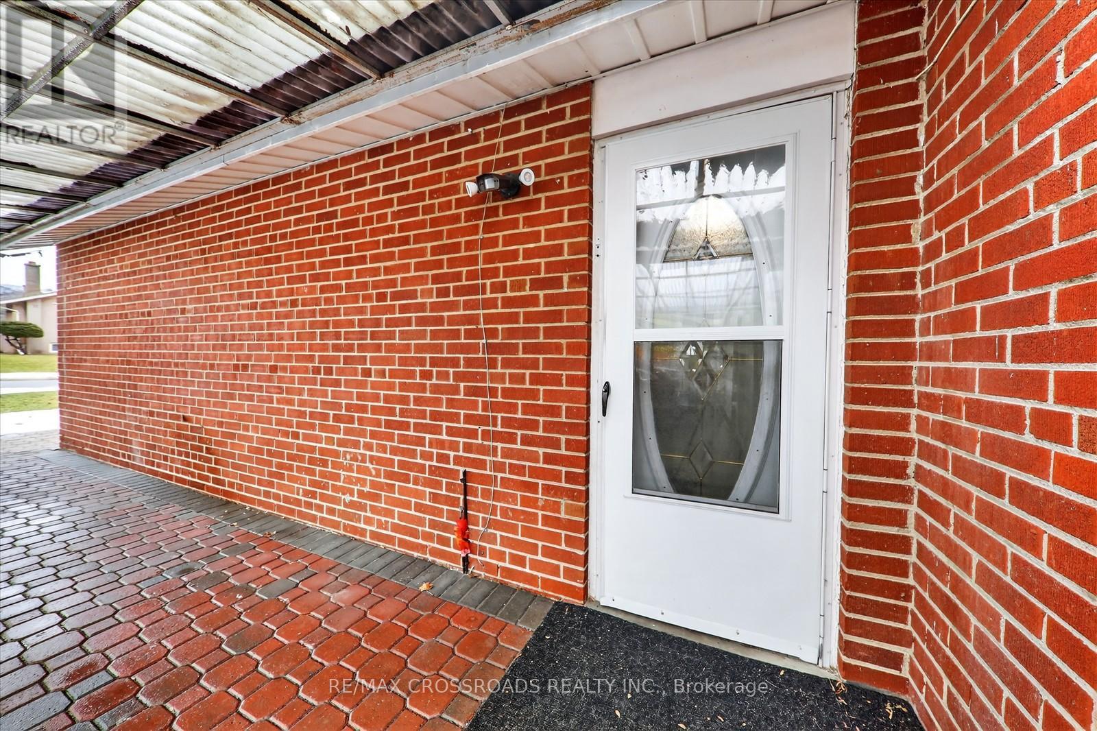 18 De Marco Boulevard, Toronto, Ontario  M6L 2W1 - Photo 28 - W12862062