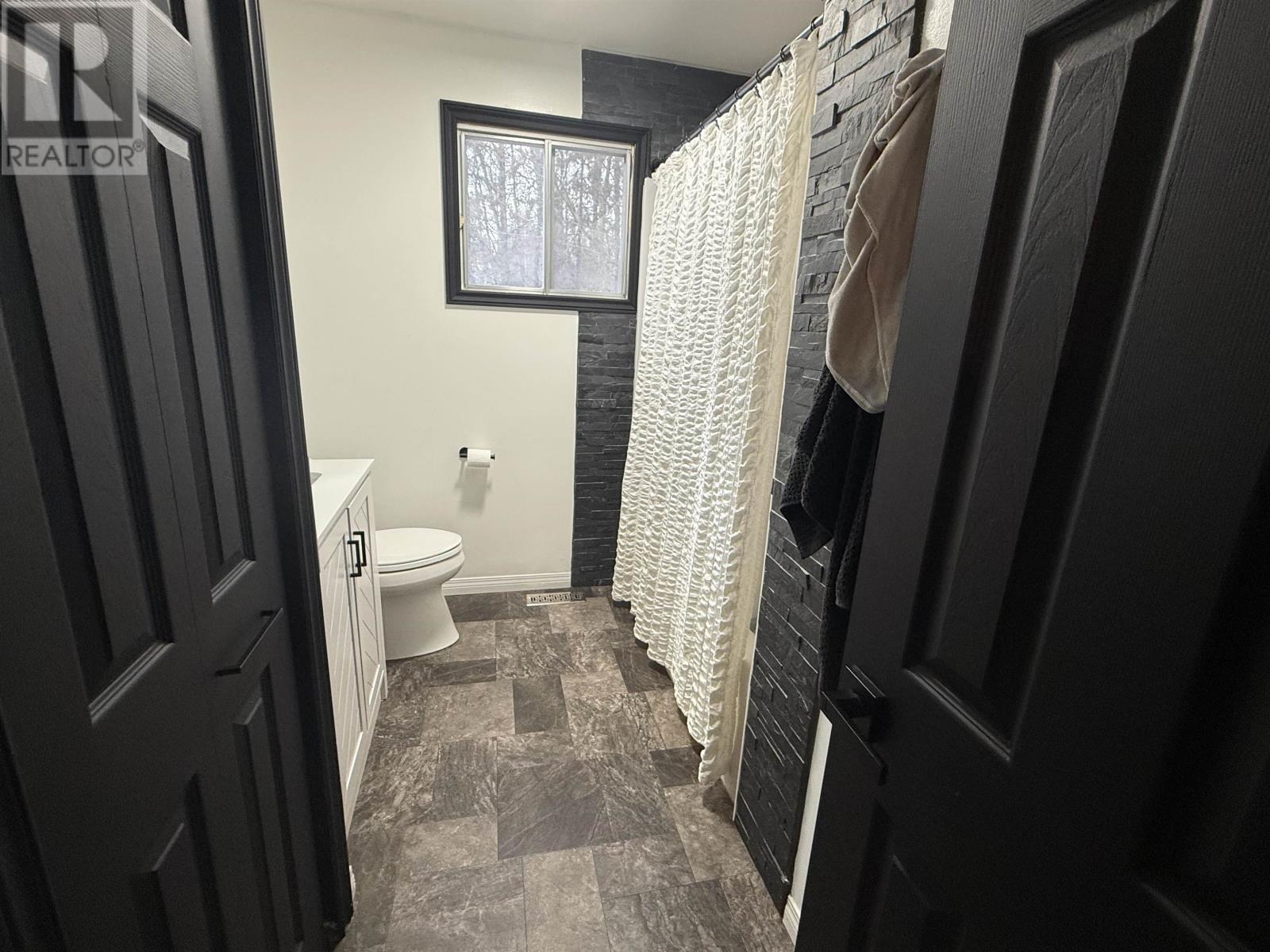 2031 Murphy Ave, Thunder Bay, Ontario  P7K 1G7 - Photo 17 - TB2600705