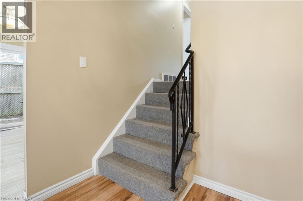 94 Wendover Drive, Hamilton, Ontario  L9C 5X5 - Photo 21 - 40816694