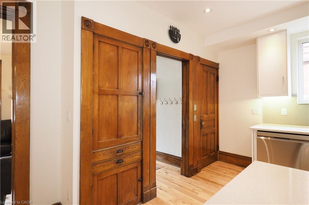 18 Theresa Street, Kitchener, Ontario  N2G 1M1 - Photo 25 - 40819557