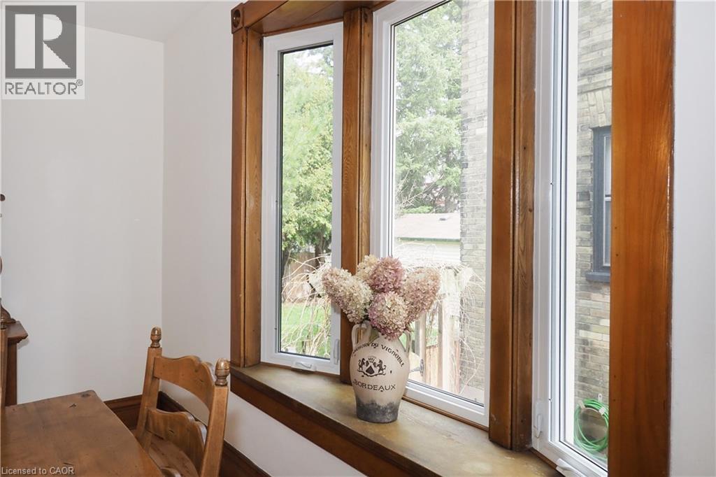 18 Theresa Street, Kitchener, Ontario  N2G 1M1 - Photo 15 - 40819557