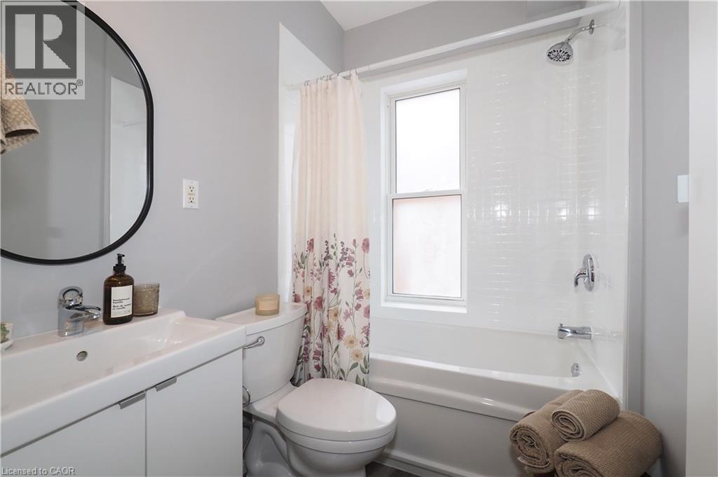 18 Theresa Street, Kitchener, Ontario  N2G 1M1 - Photo 37 - 40819557