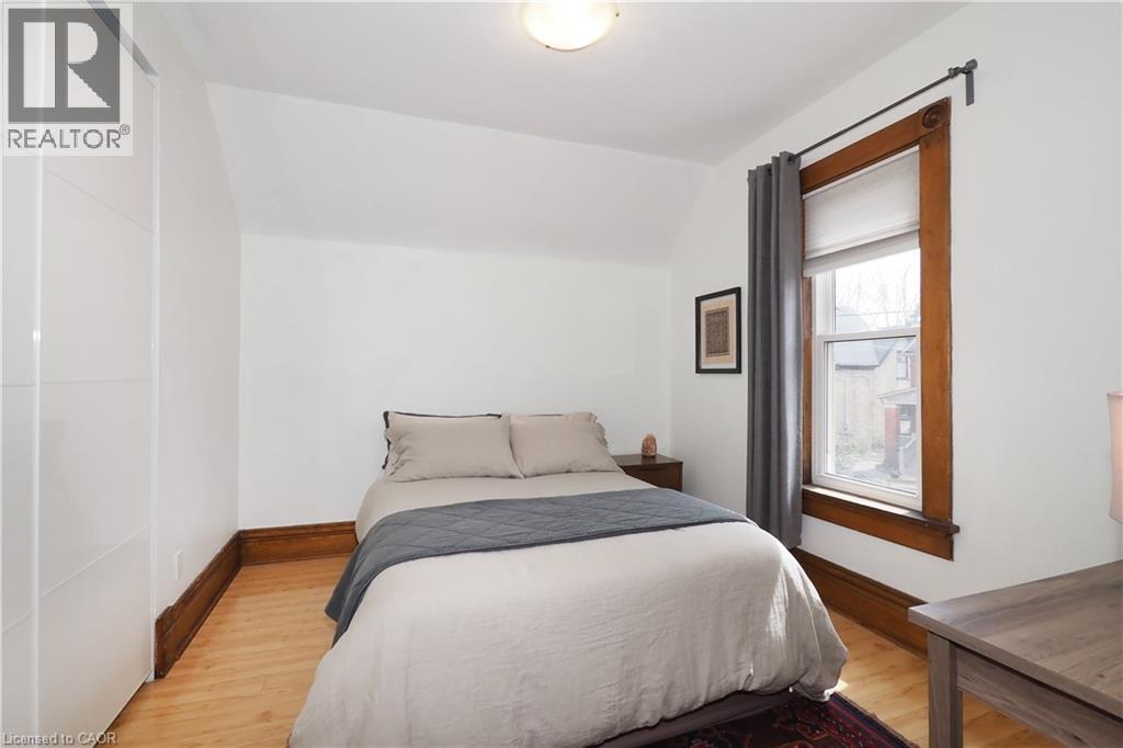 18 Theresa Street, Kitchener, Ontario  N2G 1M1 - Photo 33 - 40819557