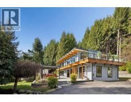 589 ST GILES ROAD, West Vancouver, British Columbia