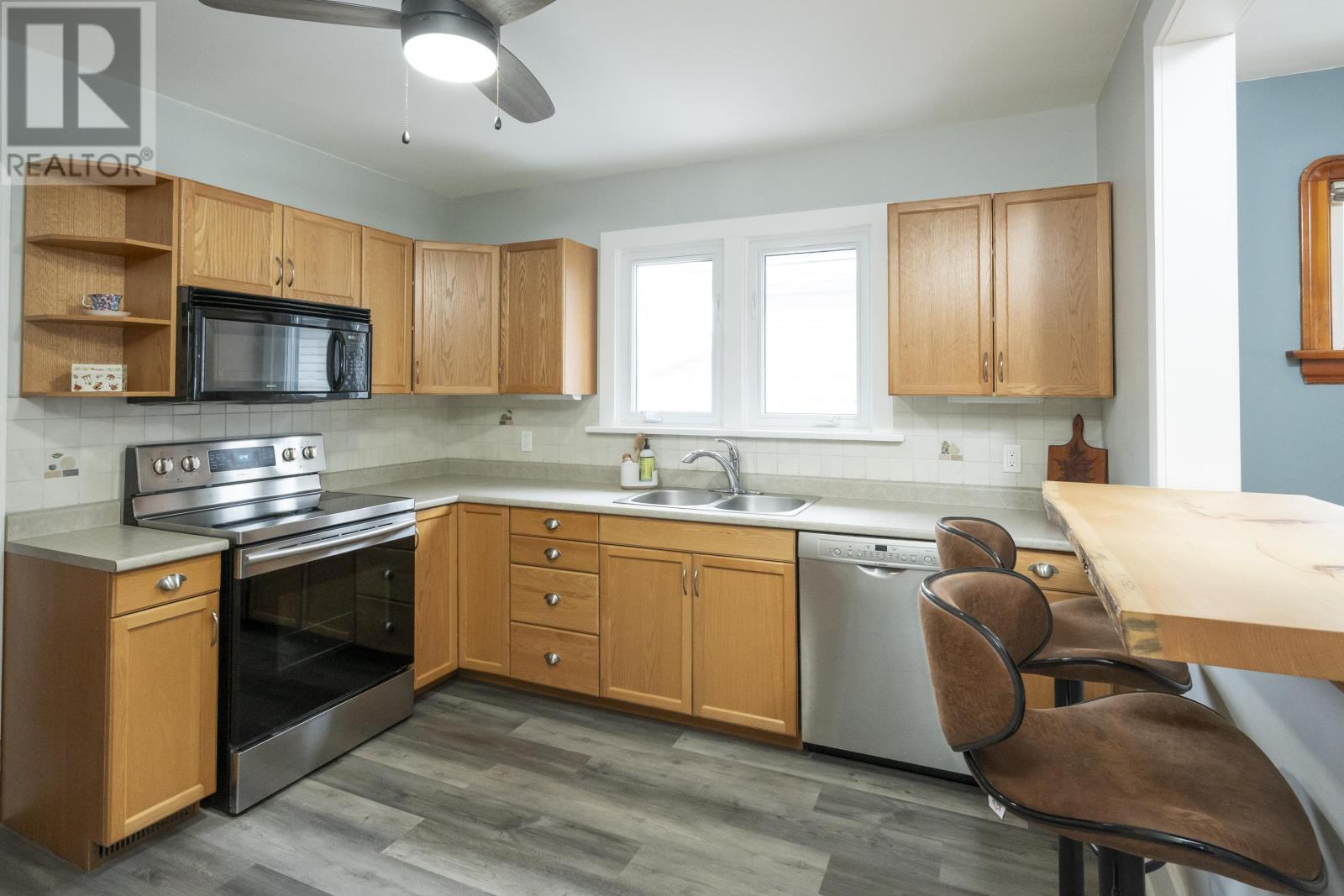 522 Syndicate Ave N, Thunder Bay, Ontario  P7C 3X1 - Photo 17 - TB2600718