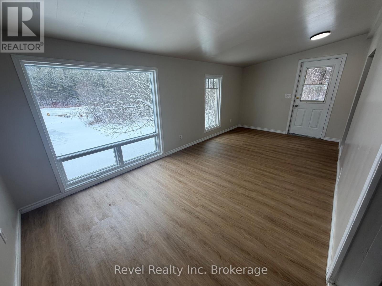 442 Pine Street, Mattawa, Ontario  P0H 1V0 - Photo 22 - X12896300