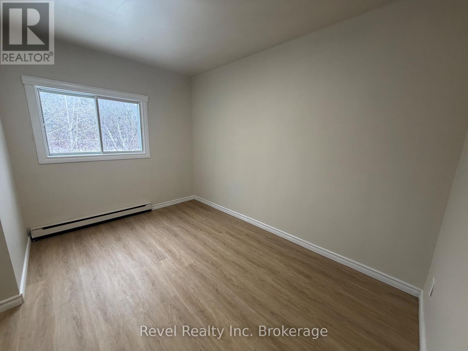 442 Pine Street, Mattawa, Ontario  P0H 1V0 - Photo 18 - X12896300