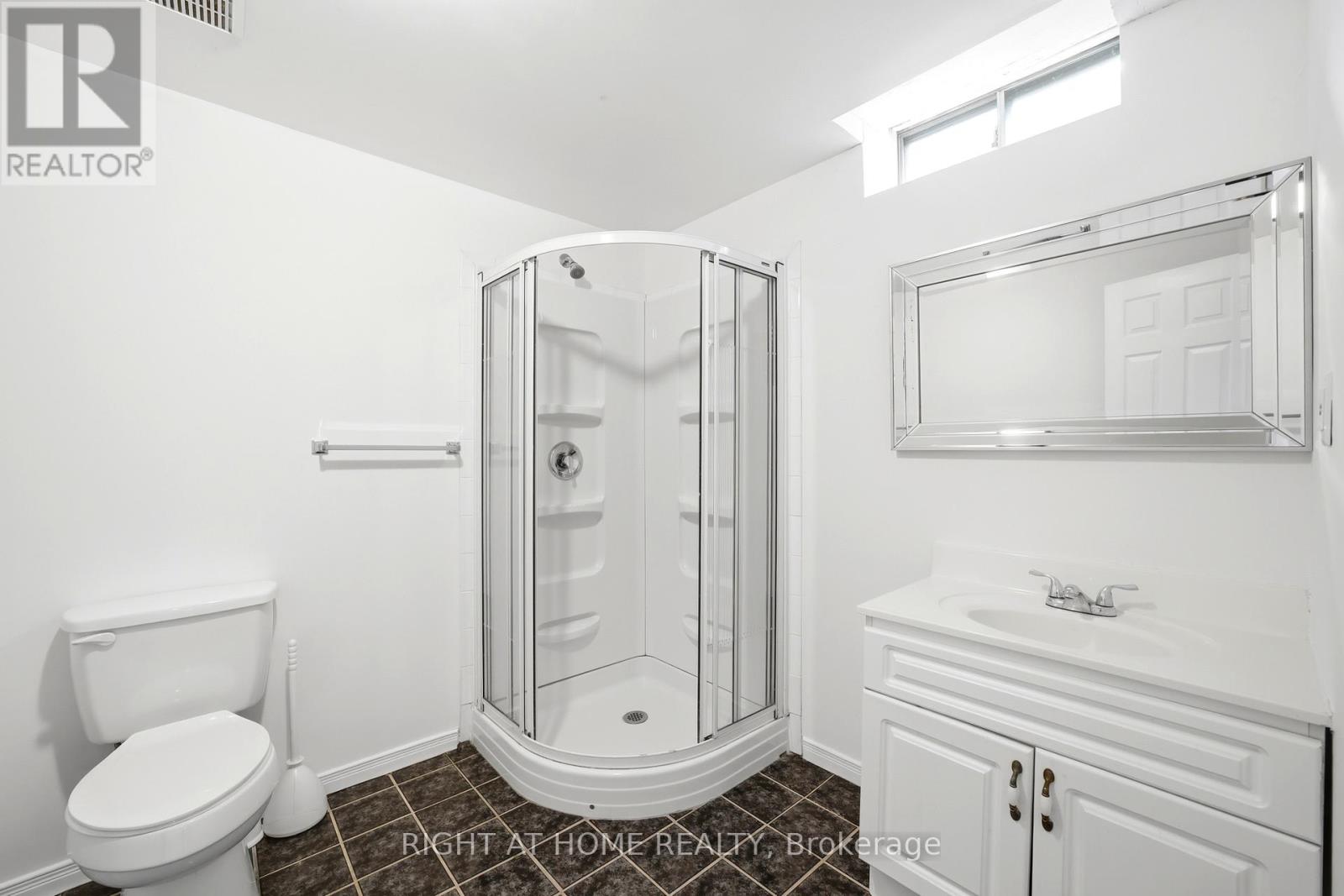 36 Ravenview Drive, Whitby, Ontario L1R 1Y2 - Photo 49 - E12997720