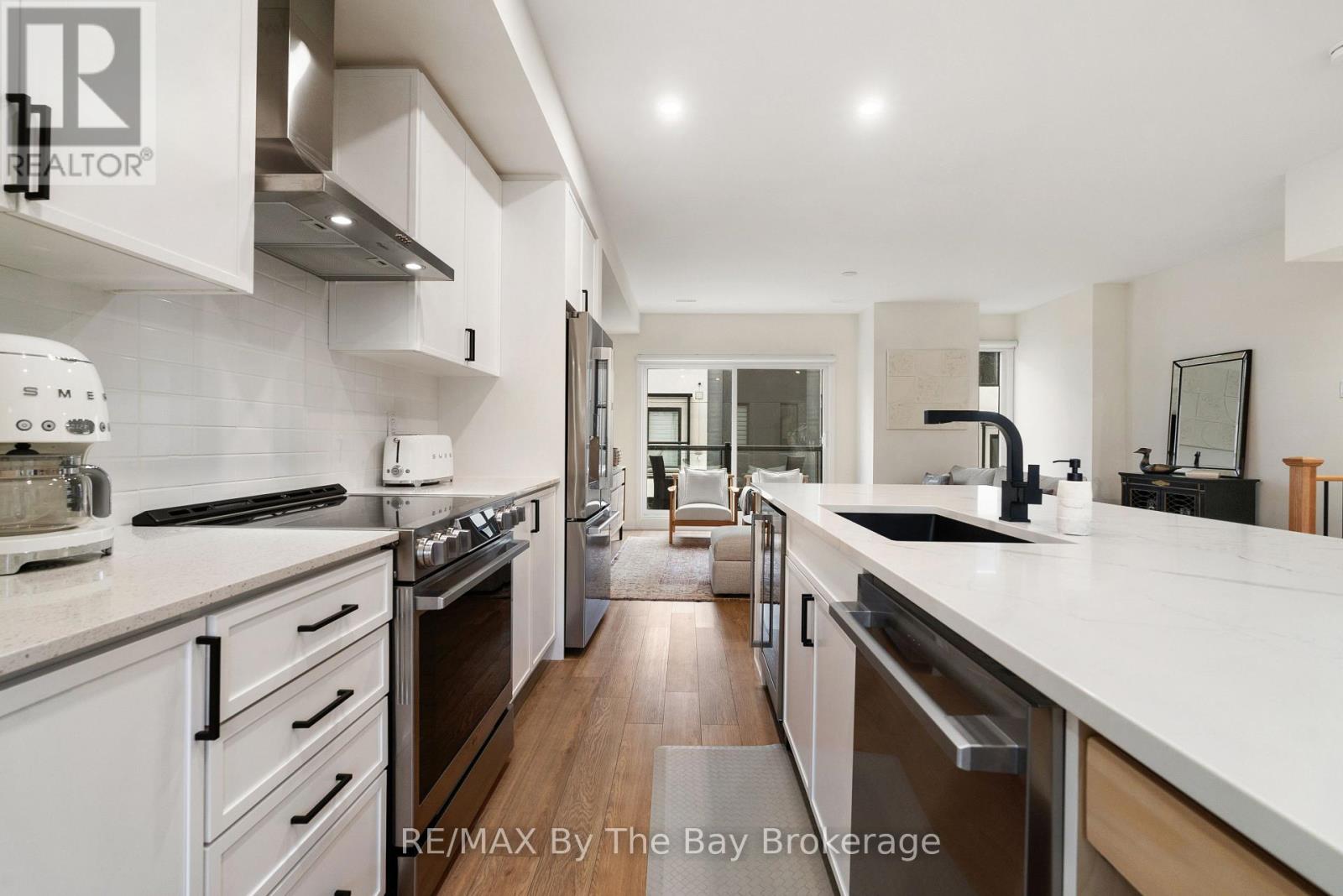 8 Bru Lor Lane, Orillia, Ontario  L3V 8P4 - Photo 19 - S13006468