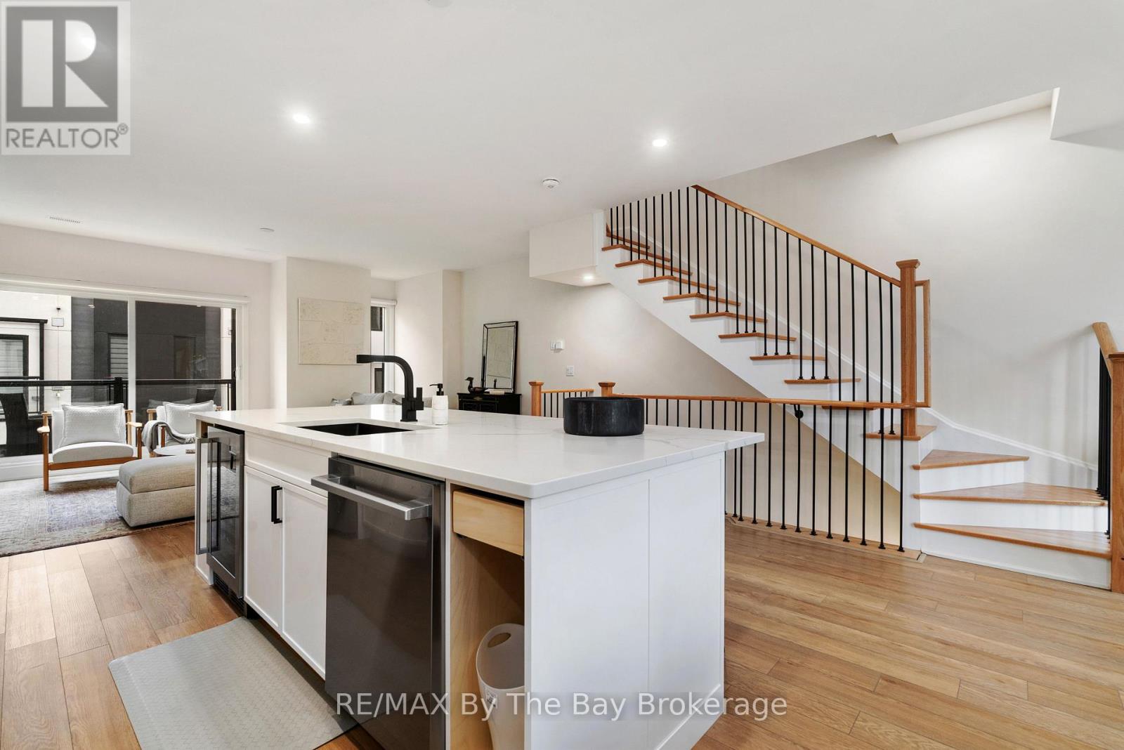 8 Bru Lor Lane, Orillia, Ontario  L3V 8P4 - Photo 21 - S13006468