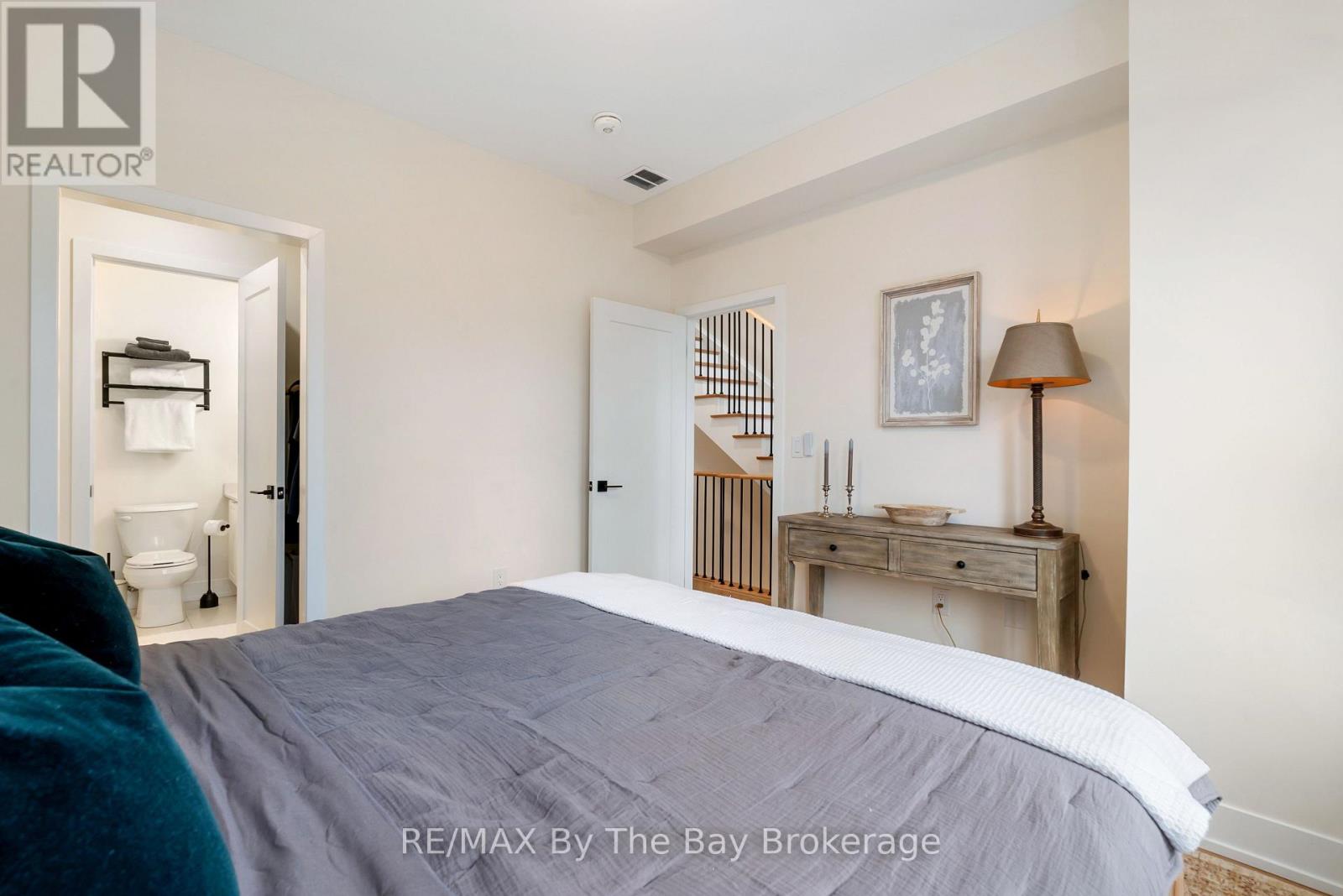 8 Bru Lor Lane, Orillia, Ontario  L3V 8P4 - Photo 30 - S13006468