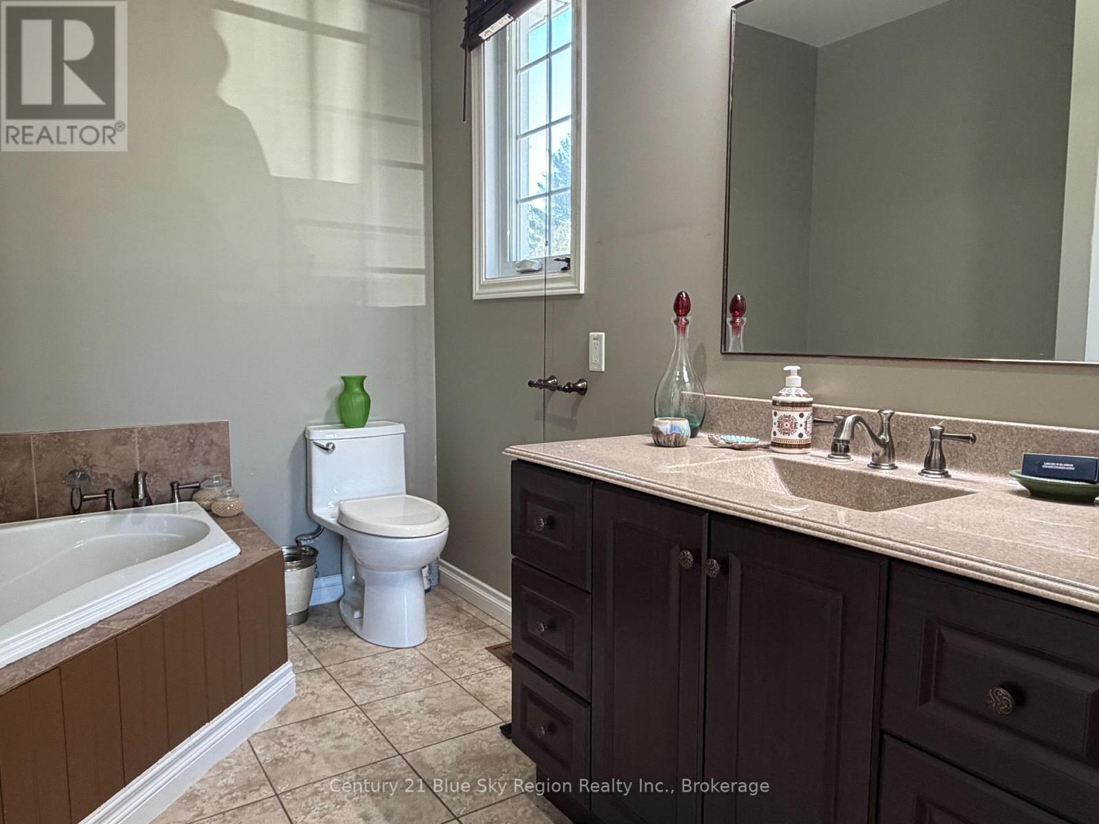 46 Eglington Road S, Callander, Ontario  P0H 1H0 - Photo 10 - X13006512