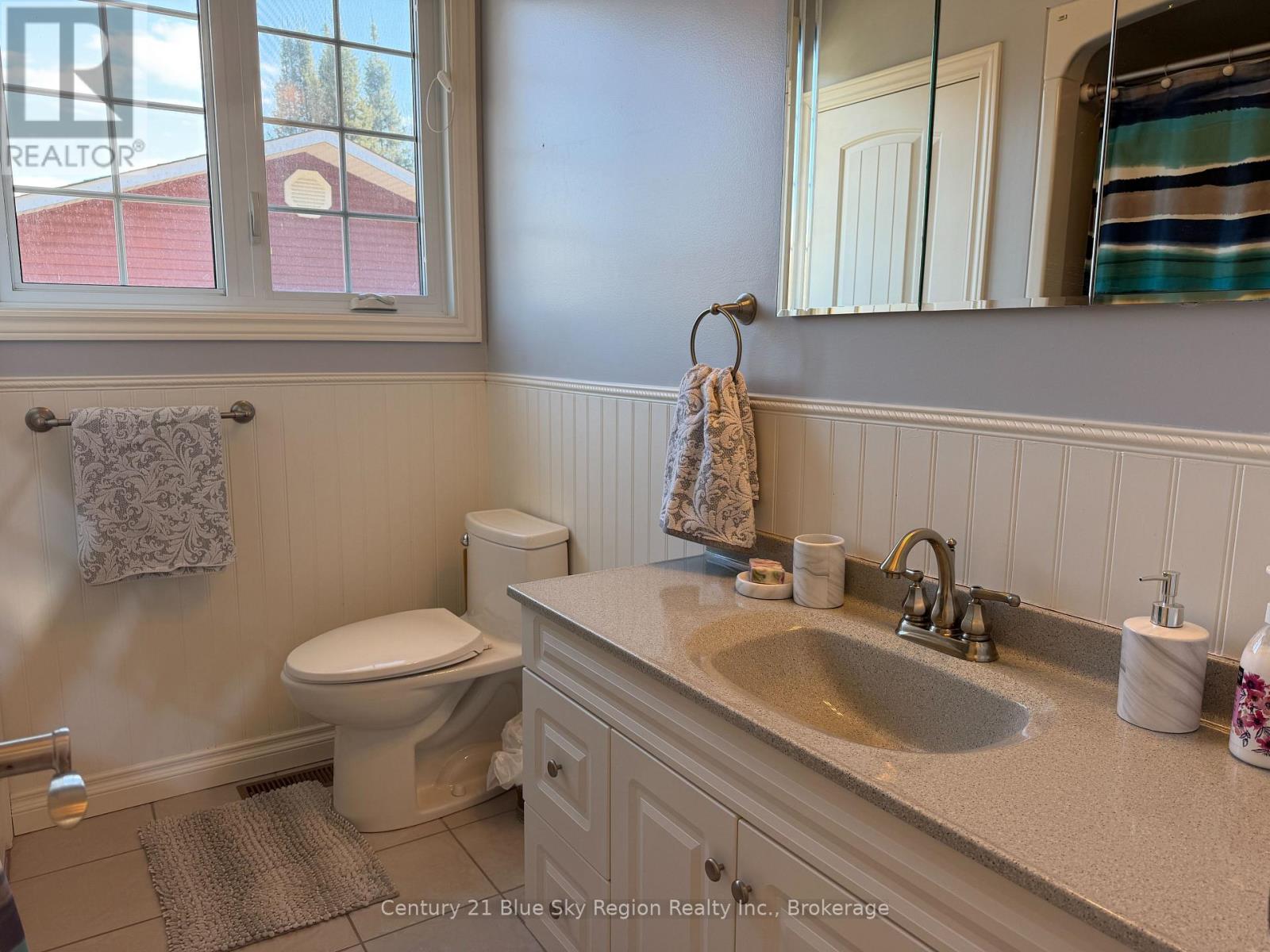 46 Eglington Road S, Callander, Ontario  P0H 1H0 - Photo 12 - X13006512