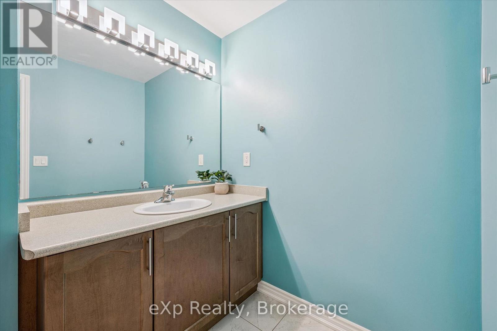 40 Courtney Street, Centre Wellington, Ontario  N1M 0E5 - Photo 17 - X13006358