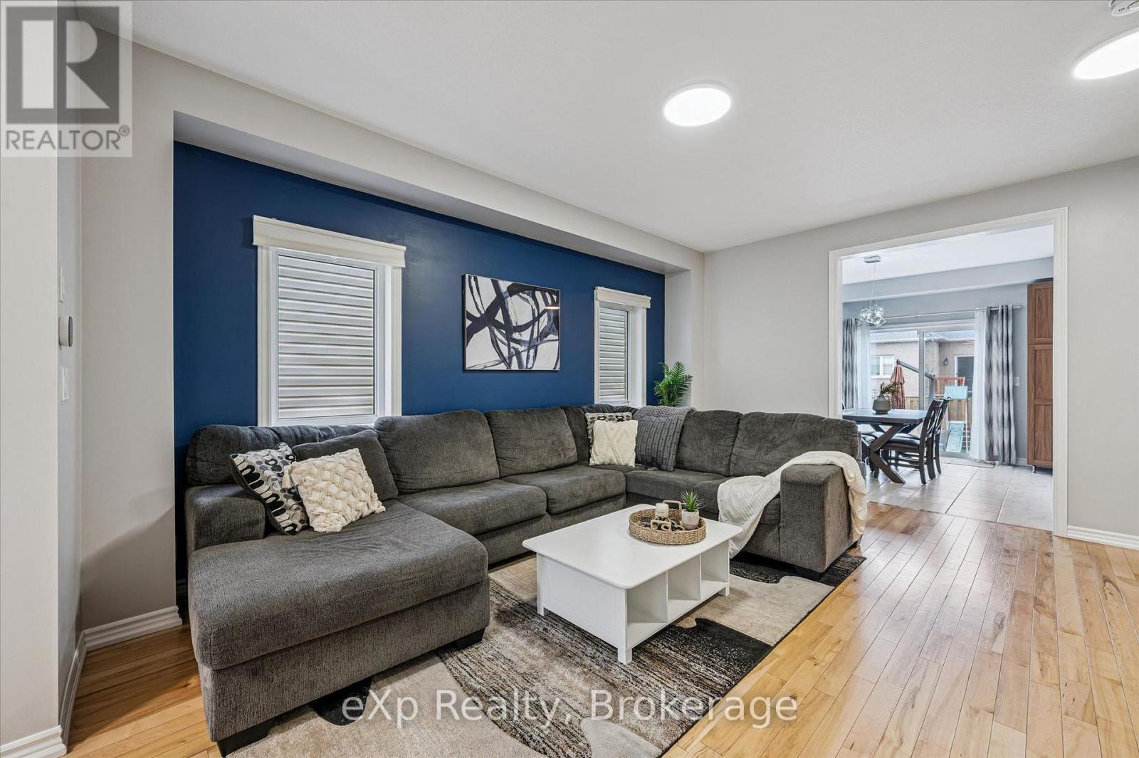 40 Courtney Street, Centre Wellington, Ontario  N1M 0E5 - Photo 7 - X13006358