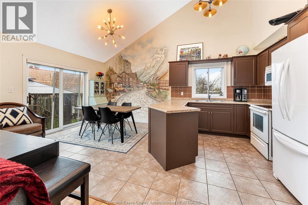 11460 Timber Bay Crescent, Windsor, Ontario  N8R 2K9 - Photo 11 - 26008329