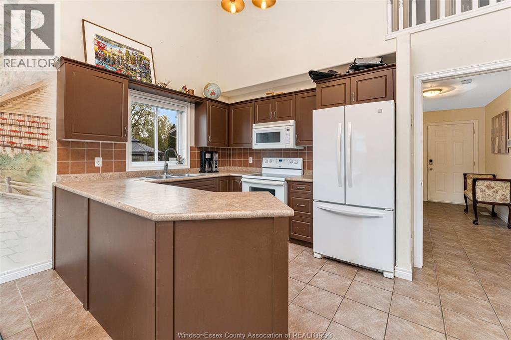 11460 Timber Bay Crescent, Windsor, Ontario  N8R 2K9 - Photo 12 - 26008329