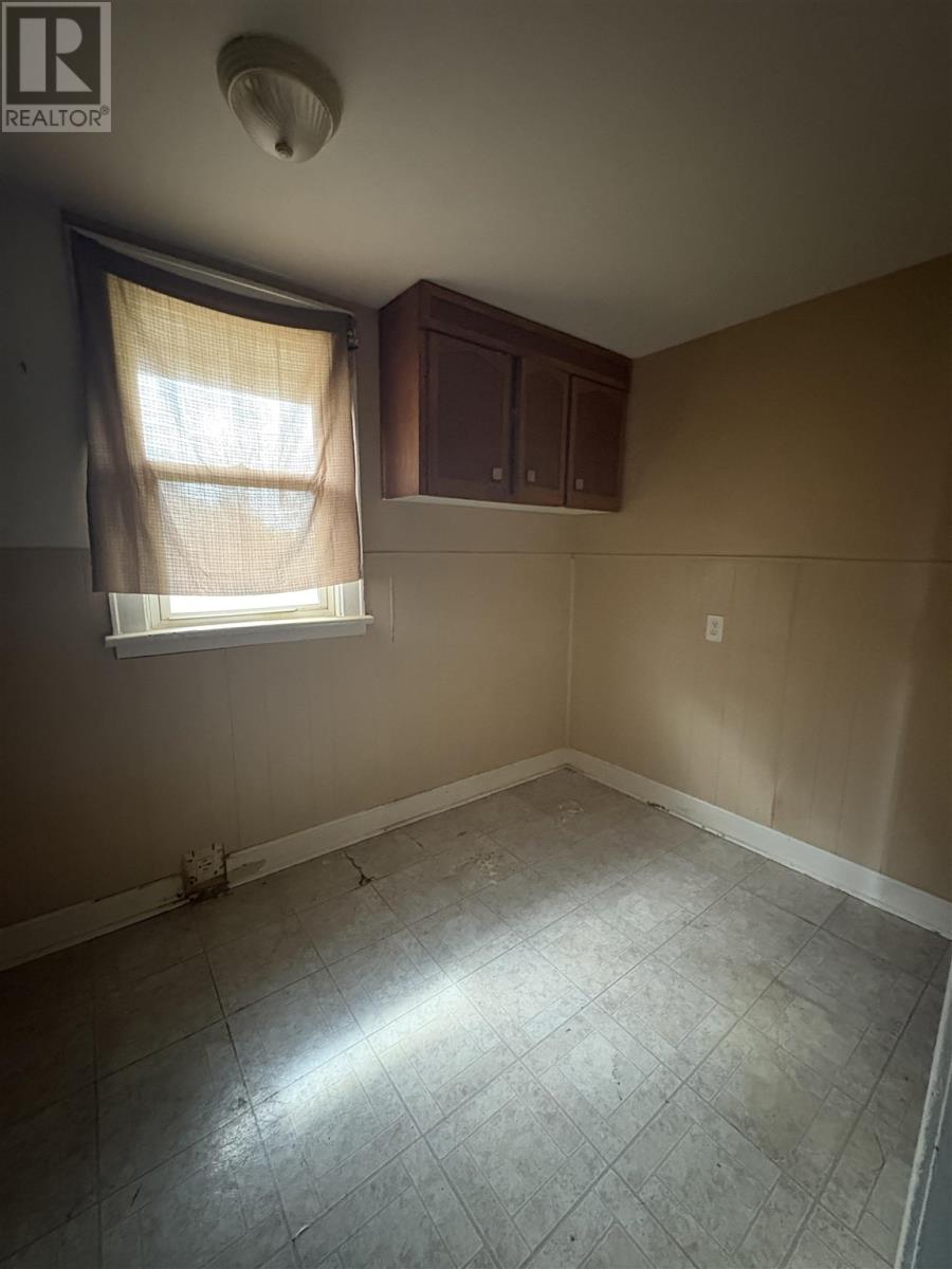 231 Brown St, Sault Ste. Marie, Ontario  P6A 1N8 - Photo 17 - SM260136