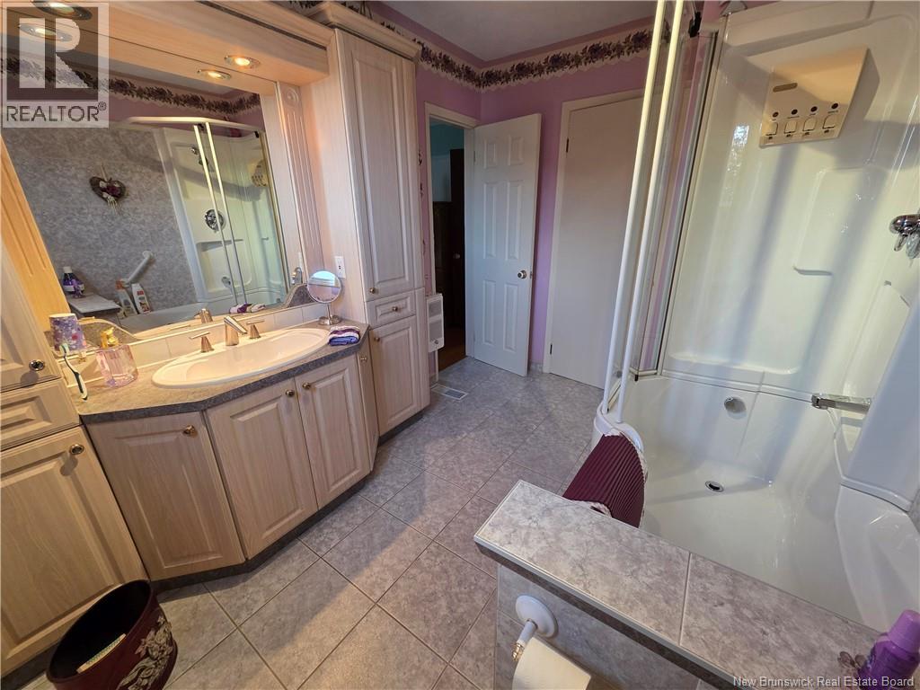 198 Bellevue Street, Grand Falls, New Brunswick  E3Y 1C2 - Photo 27 - NB137368