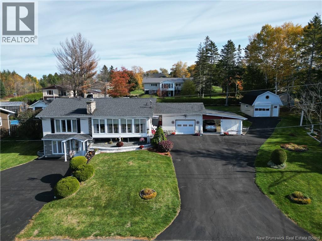 198 Bellevue Street, Grand Falls, New Brunswick  E3Y 1C2 - Photo 1 - NB137368