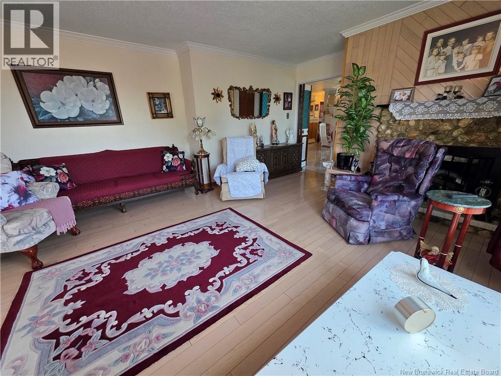 198 Bellevue Street, Grand Falls, New Brunswick  E3Y 1C2 - Photo 13 - NB137368