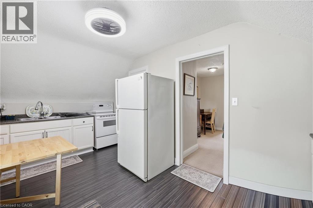 2074 Churchill Avenue, Burlington, Ontario  L7R 3T7 - Photo 25 - 40820436