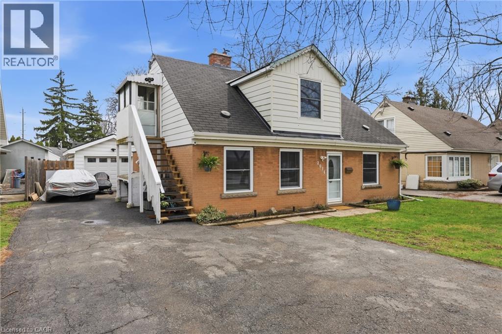 2074 Churchill Avenue, Burlington, Ontario  L7R 3T7 - Photo 2 - 40820436