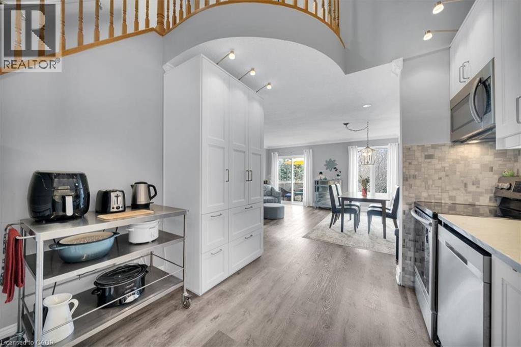 42 Green Valley Drive Unit# 55, Kitchener, Ontario  N2P 2J7 - Photo 3 - 40821378