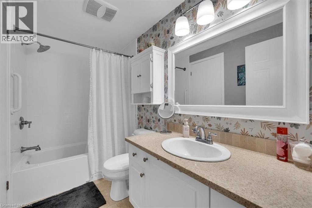 42 Green Valley Drive Unit# 55, Kitchener, Ontario  N2P 2J7 - Photo 14 - 40821378