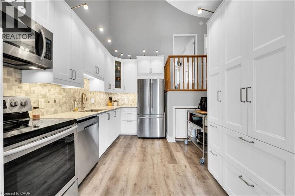 42 Green Valley Drive Unit# 55, Kitchener, Ontario  N2P 2J7 - Photo 2 - 40821378