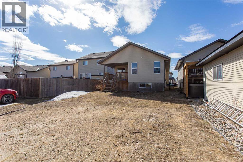 63 Vickers Close, Red Deer, Alberta  T4R 0E6 - Photo 26 - A2300177
