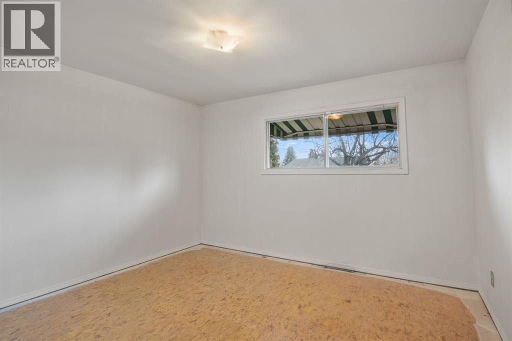 3943 38 Avenue, Red Deer, Alberta  T4N 2T6 - Photo 11 - A2301571