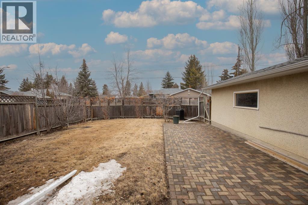 3943 38 Avenue, Red Deer, Alberta  T4N 2T6 - Photo 22 - A2301571