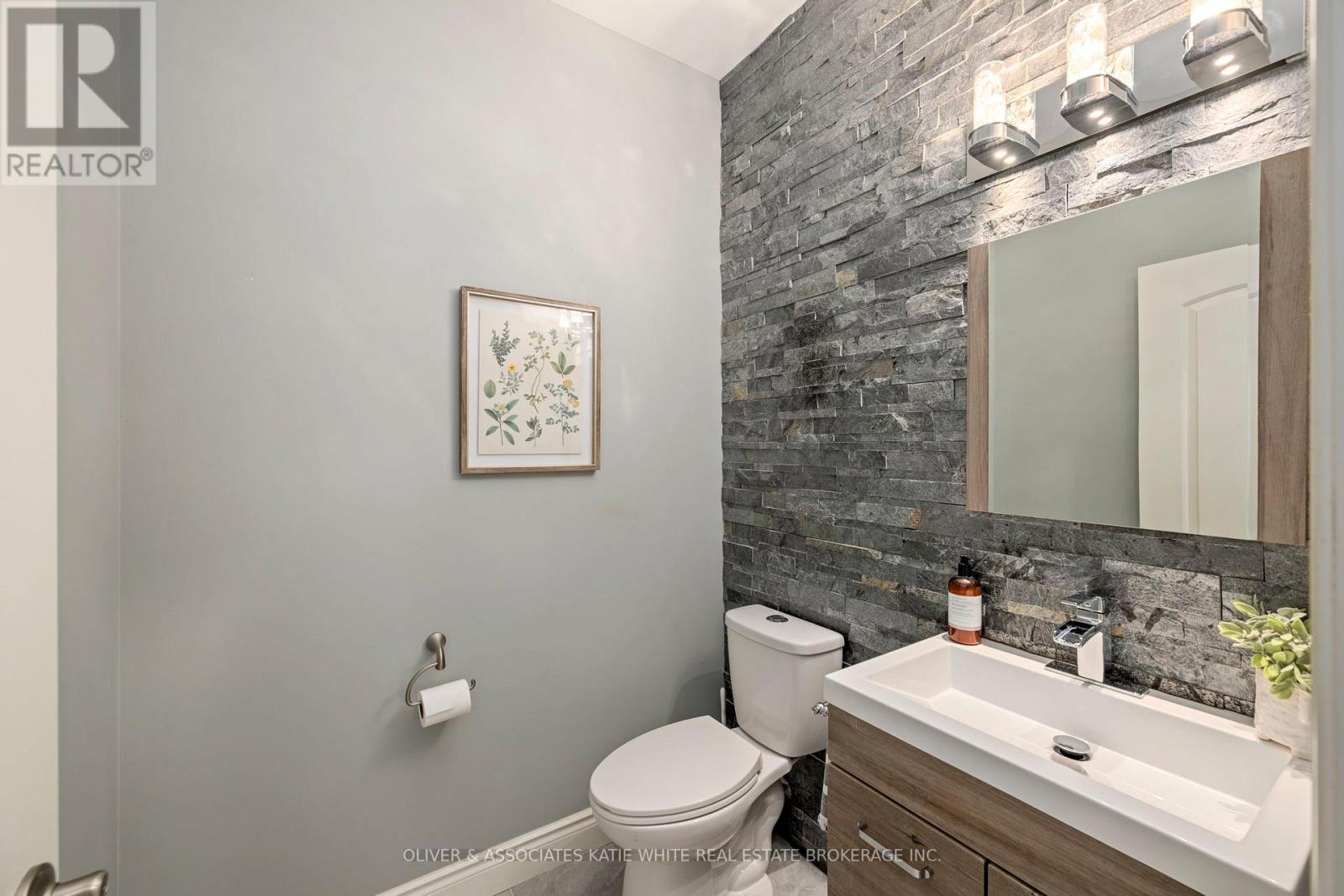 187 Watson Street, Lucan Biddulph, Ontario  N0M 2J0 - Photo 13 - X13006492