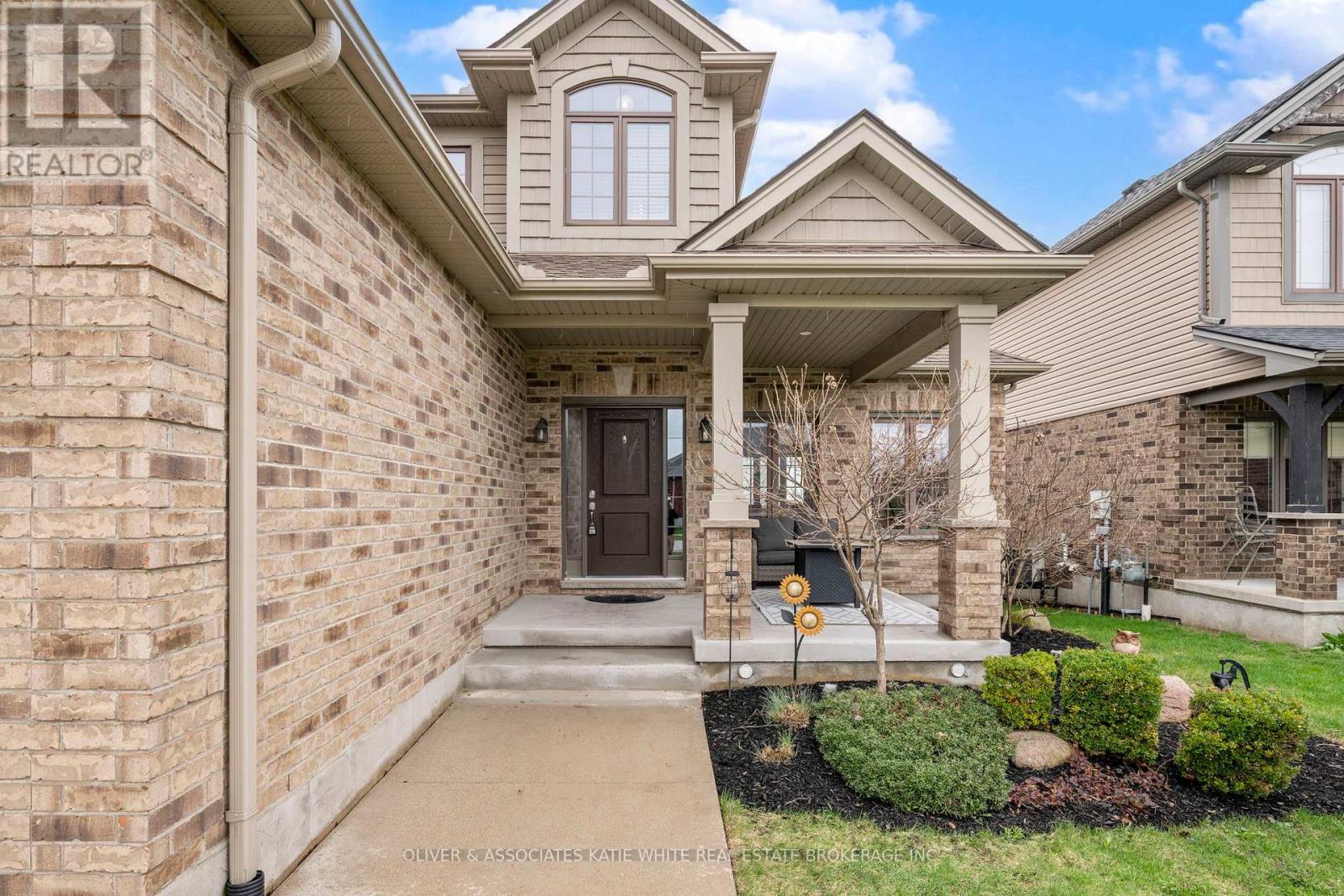 187 Watson Street, Lucan Biddulph, Ontario  N0M 2J0 - Photo 2 - X13006492