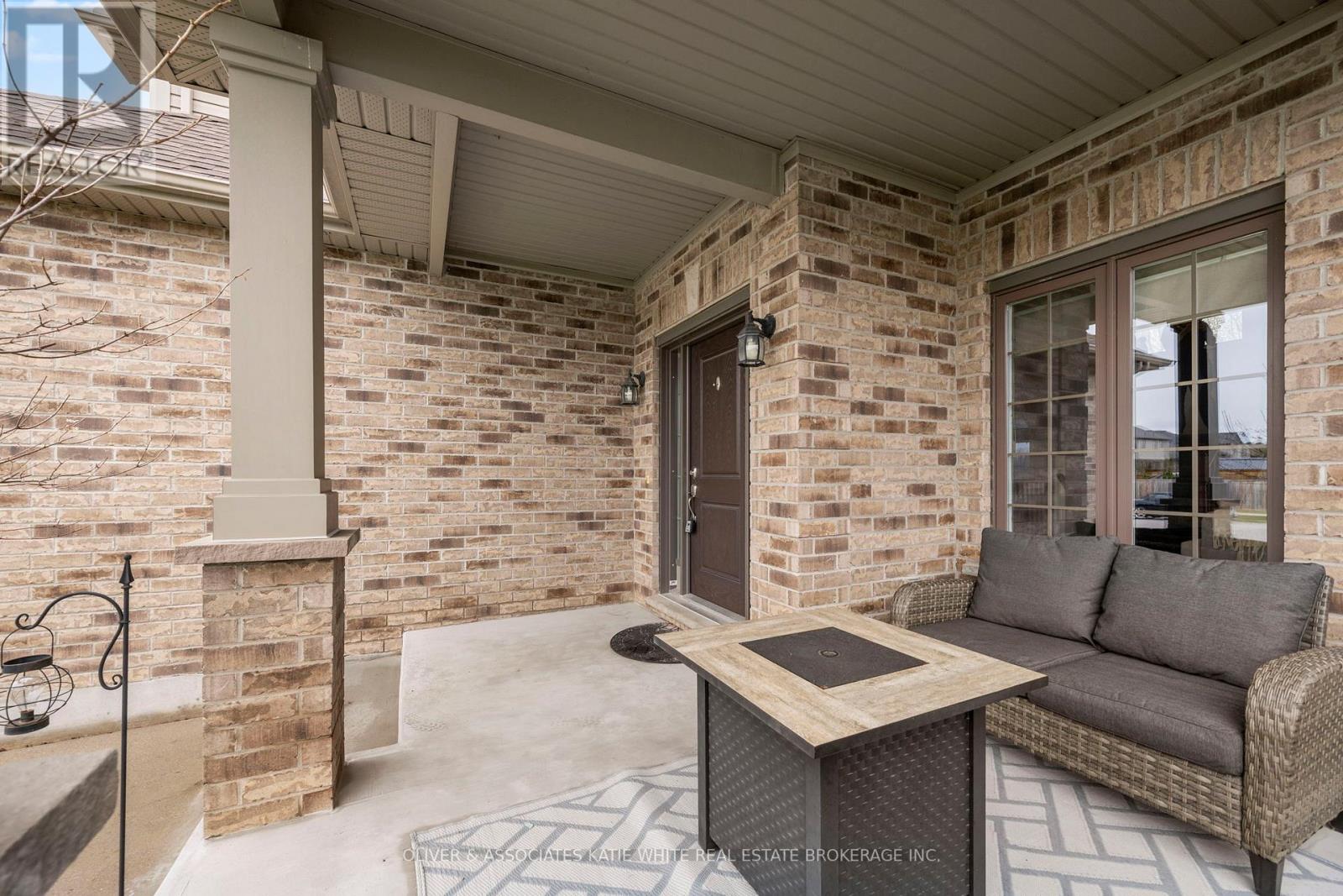 187 Watson Street, Lucan Biddulph, Ontario  N0M 2J0 - Photo 3 - X13006492